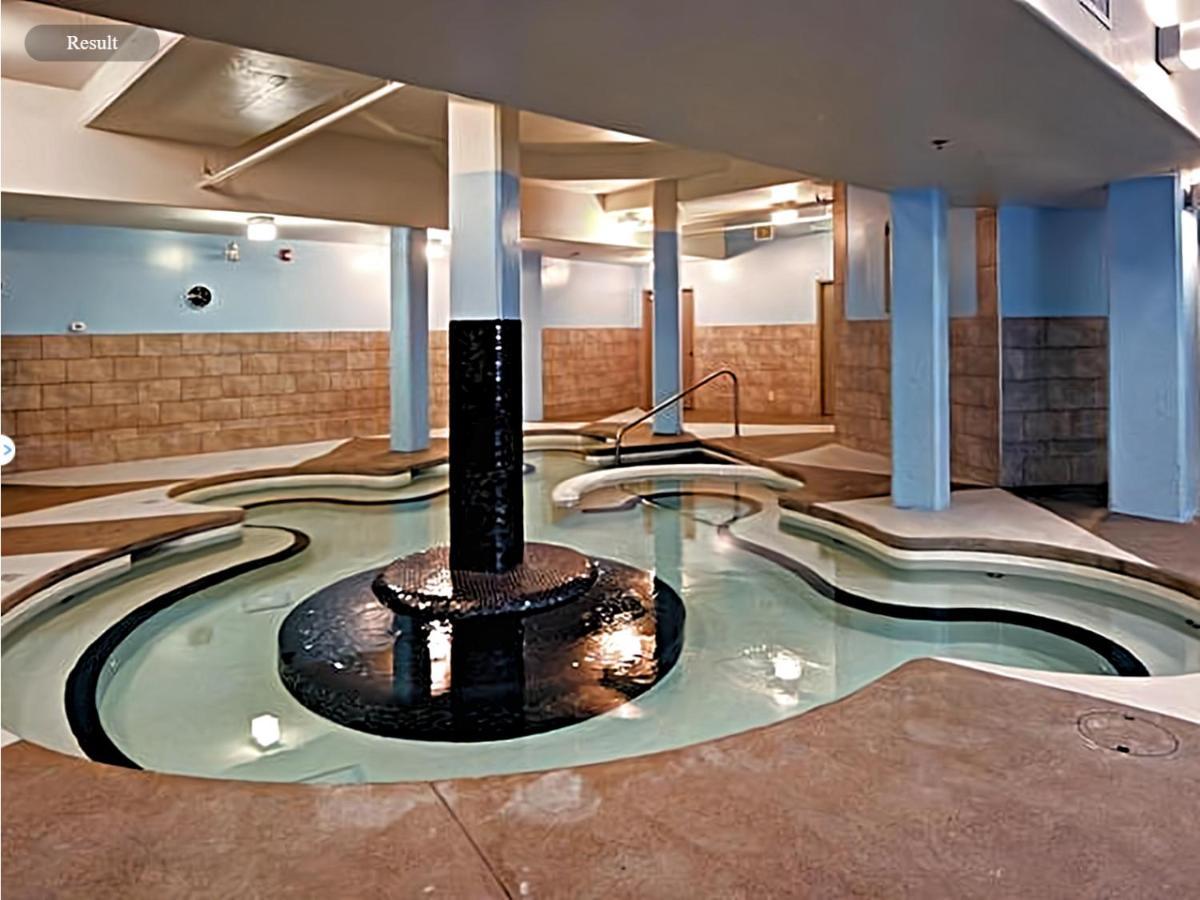 Spectacular Penthouse With Amazing Views, Indoor Pool And Hot Tub Hotel Canmore Exterior photo